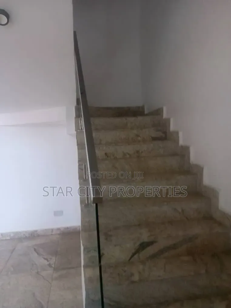 5bdrm Duplex in Ikeja Lagos for rent