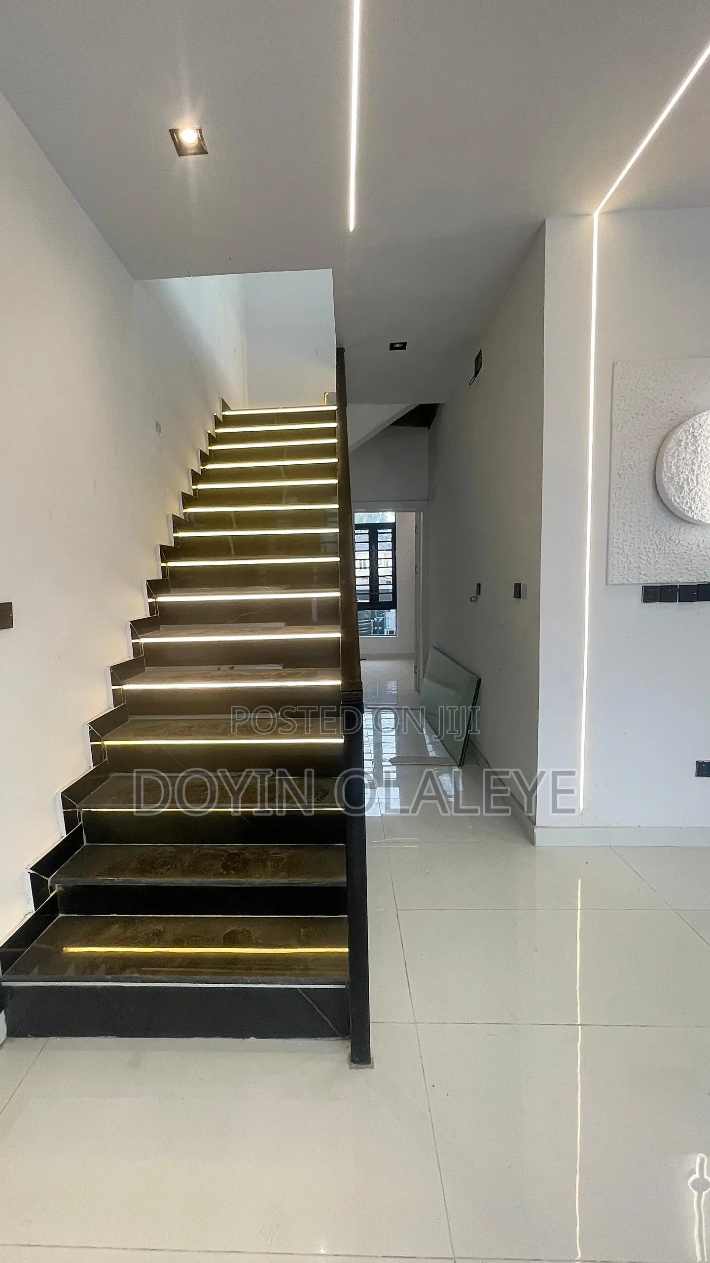 4bdrm Duplex in Ikota for sale