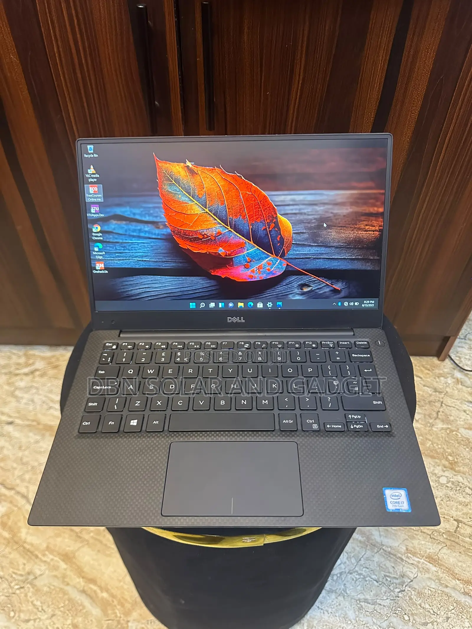 New Laptop Dell XPS 13 16GB Intel Core i7 SSD 256GB