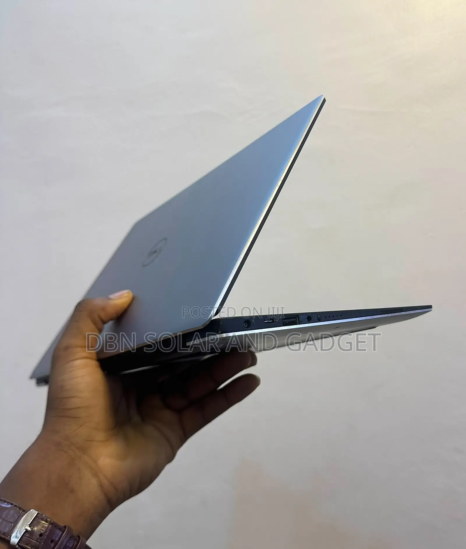 New Laptop Dell XPS 13 16GB Intel Core i7 SSD 256GB
