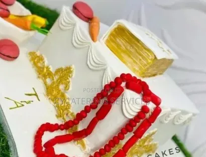 Affordable Luxury Traditional Wedding Cakes