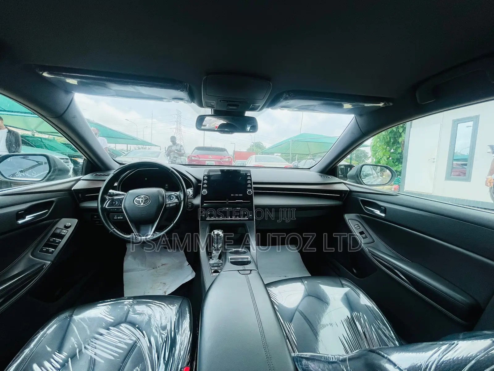 Toyota Avalon XLE FWD Sedan (3.5L V6 8A) 2019 Gray