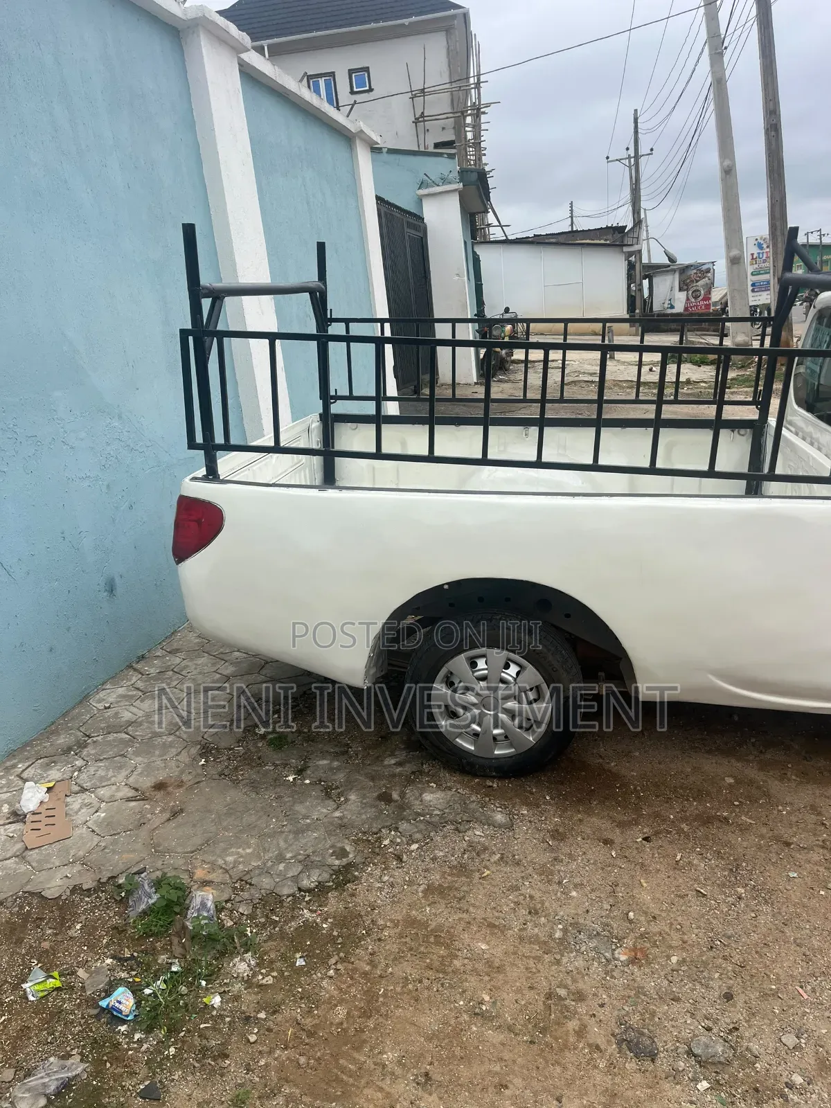 Mitsubishi L200 2012 White