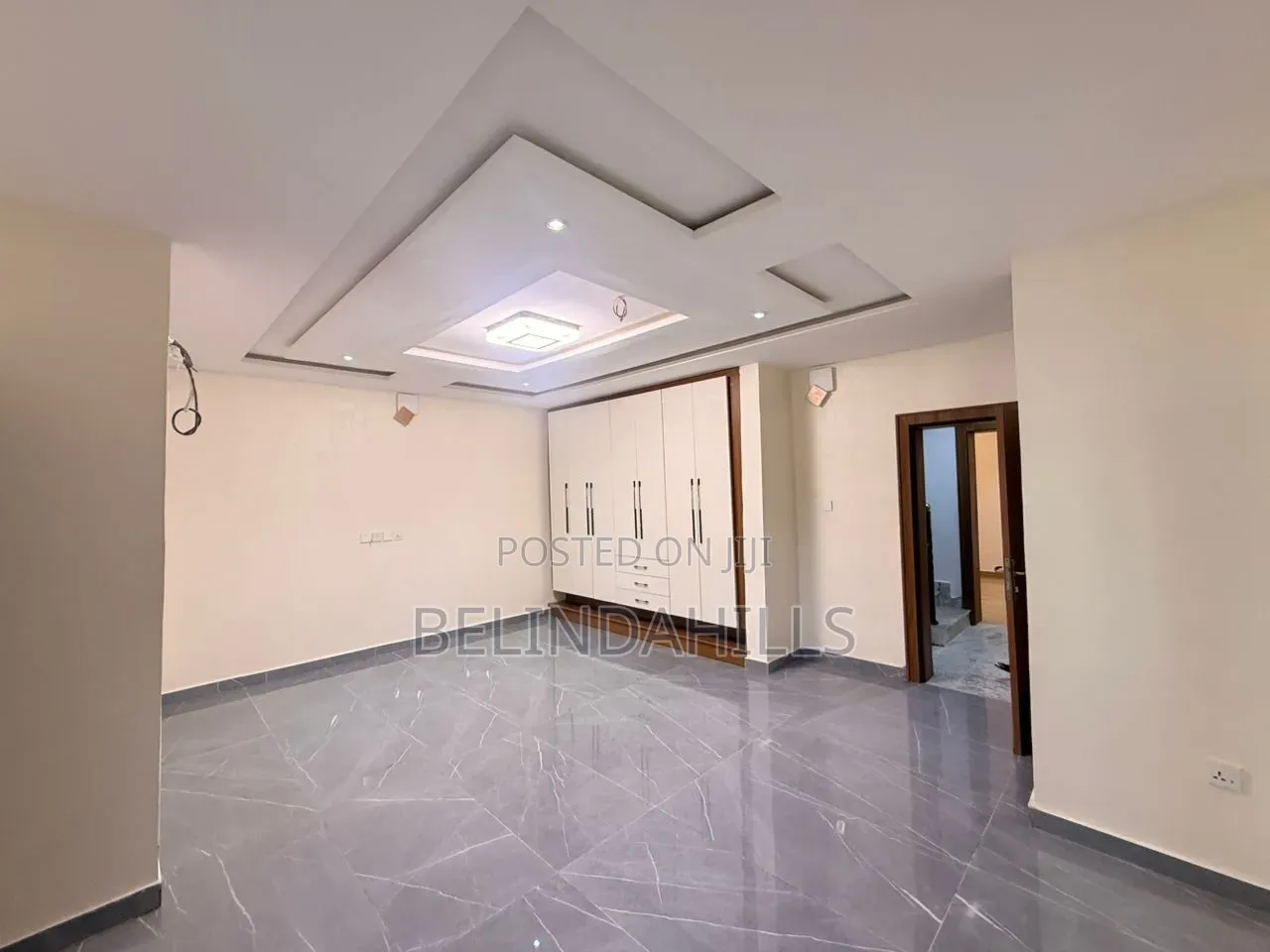 4bdrm Townhouse/Terrace in Zone 3 / Wuse for sale