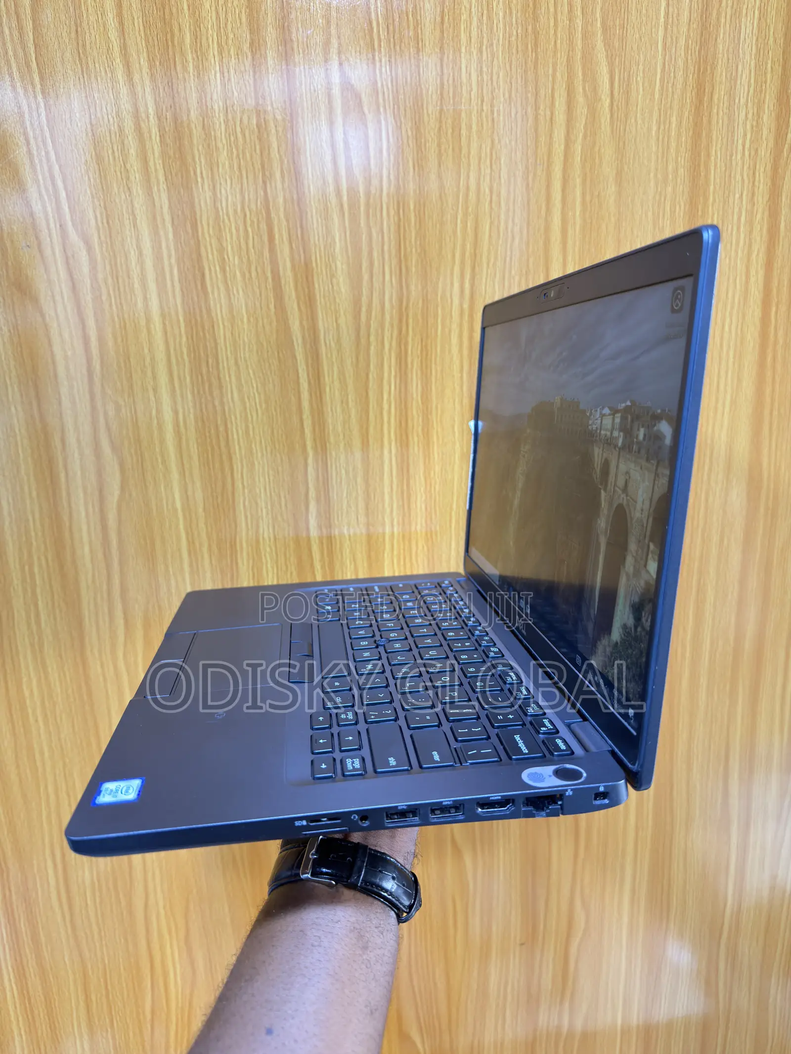 Laptop Dell Latitude 5400 8GB Intel Core i7 SSD 512GB