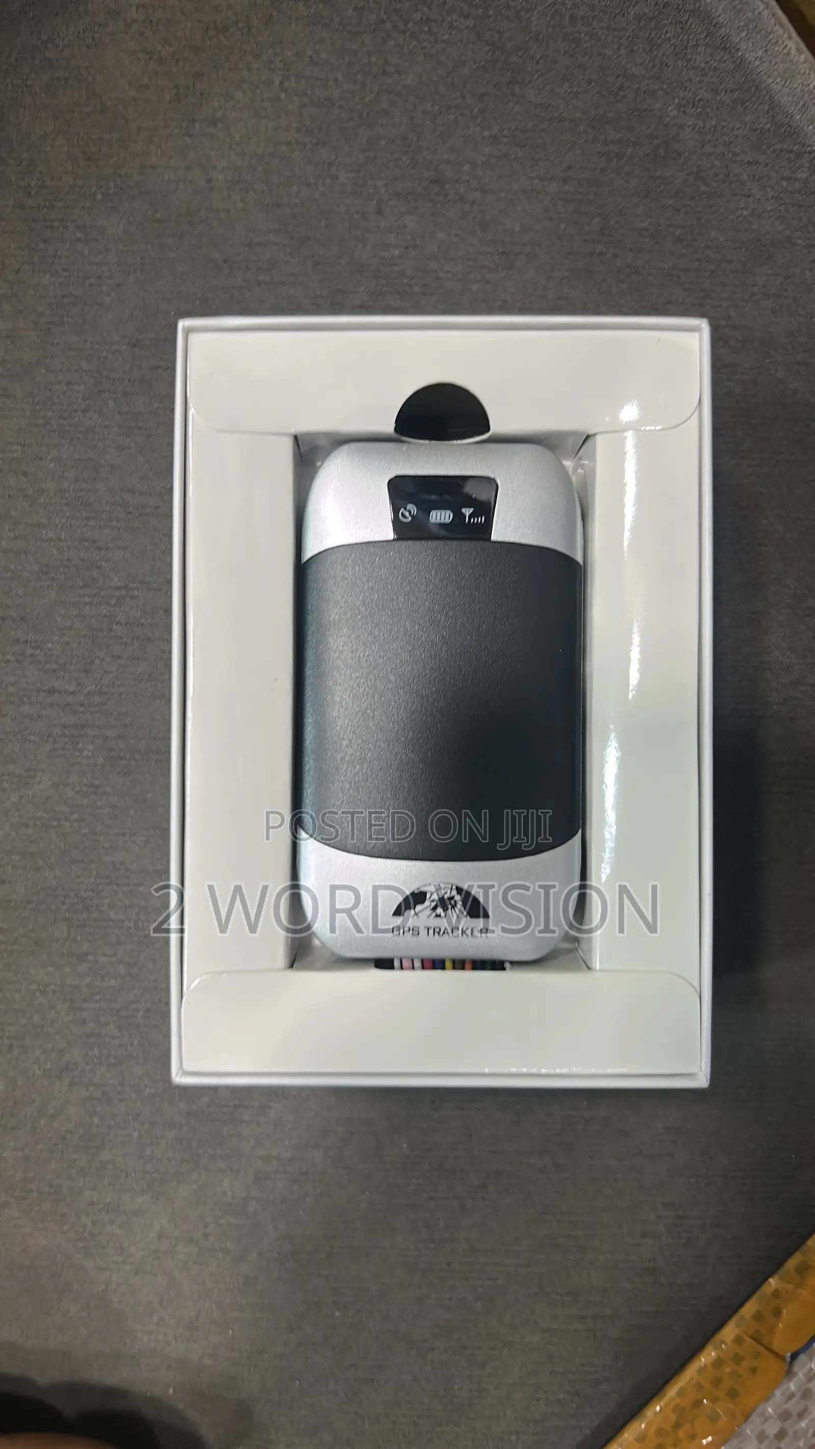 Auto GPS Tracker Locator Vehicle Tracking Device GPS-303