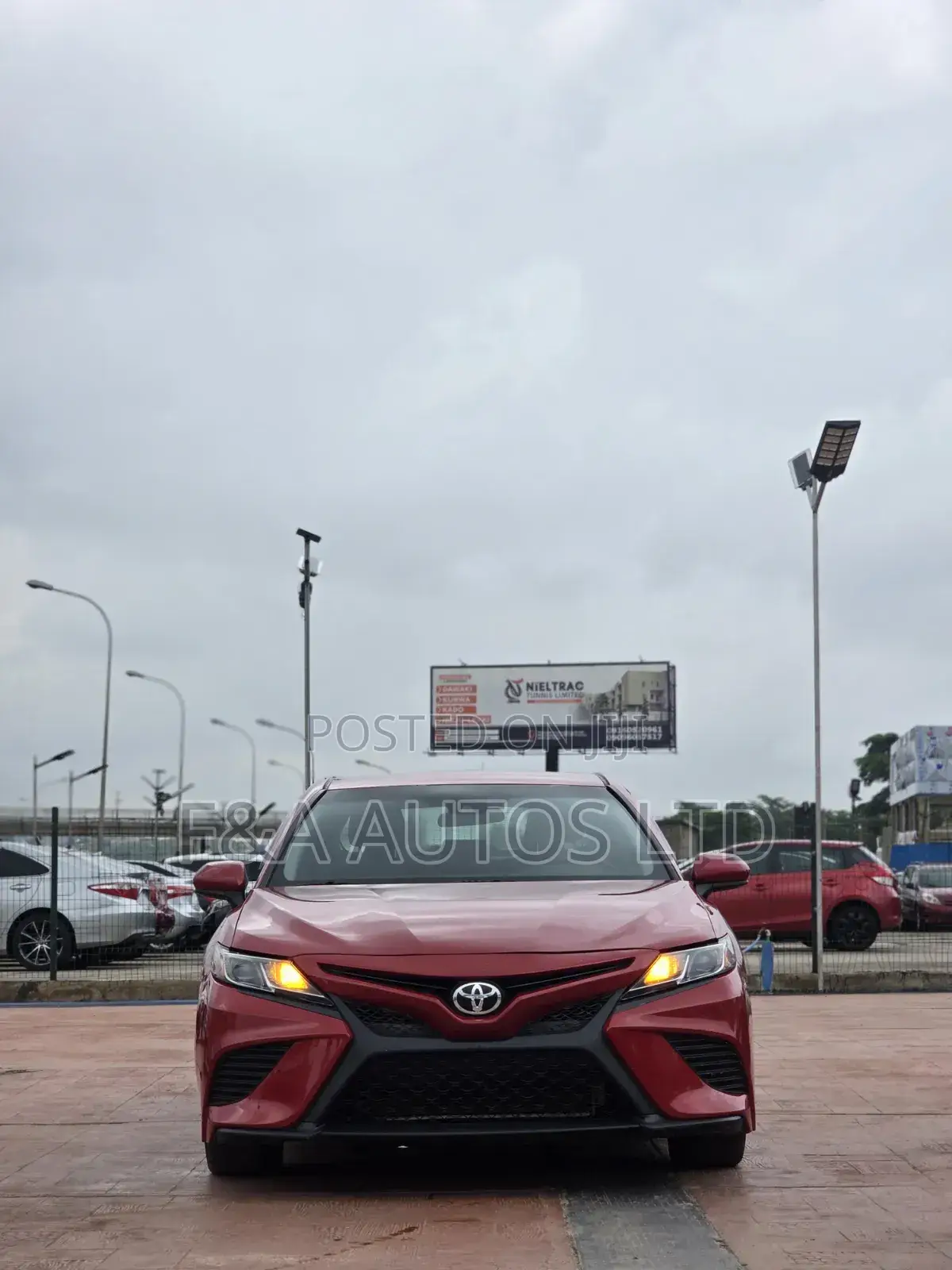 Toyota Camry 2019 Red