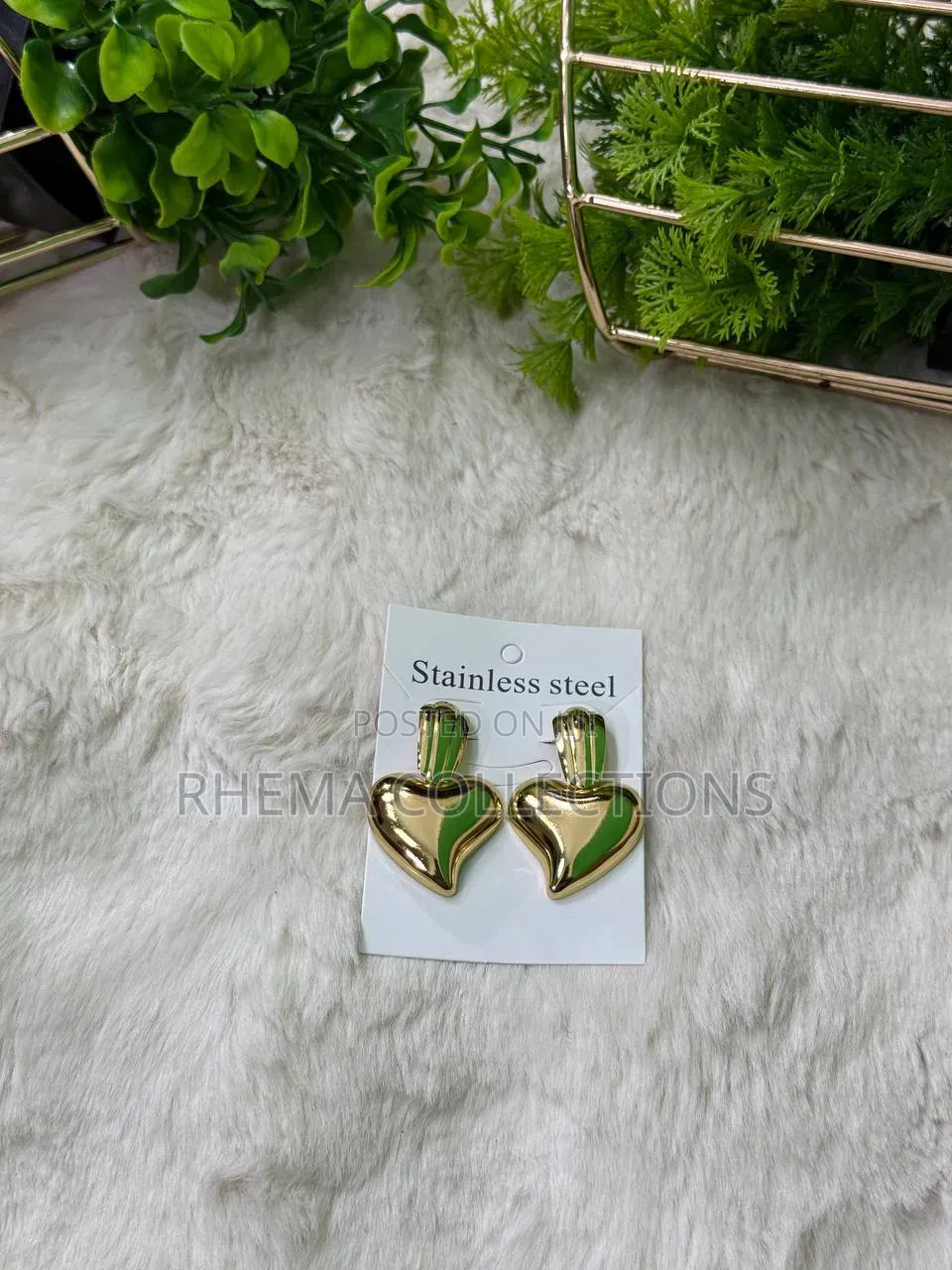 Quality Luxury Stainless Steel Sculpted Heart Statement Earrings