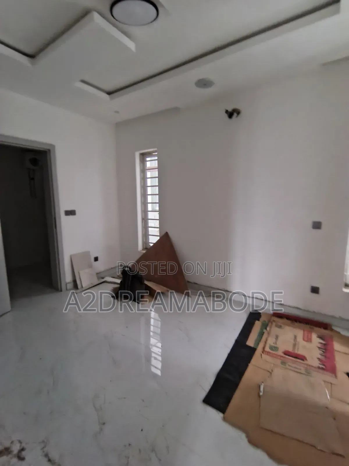 5bdrm Duplex in Gbagada, Millenuim/UPS for sale
