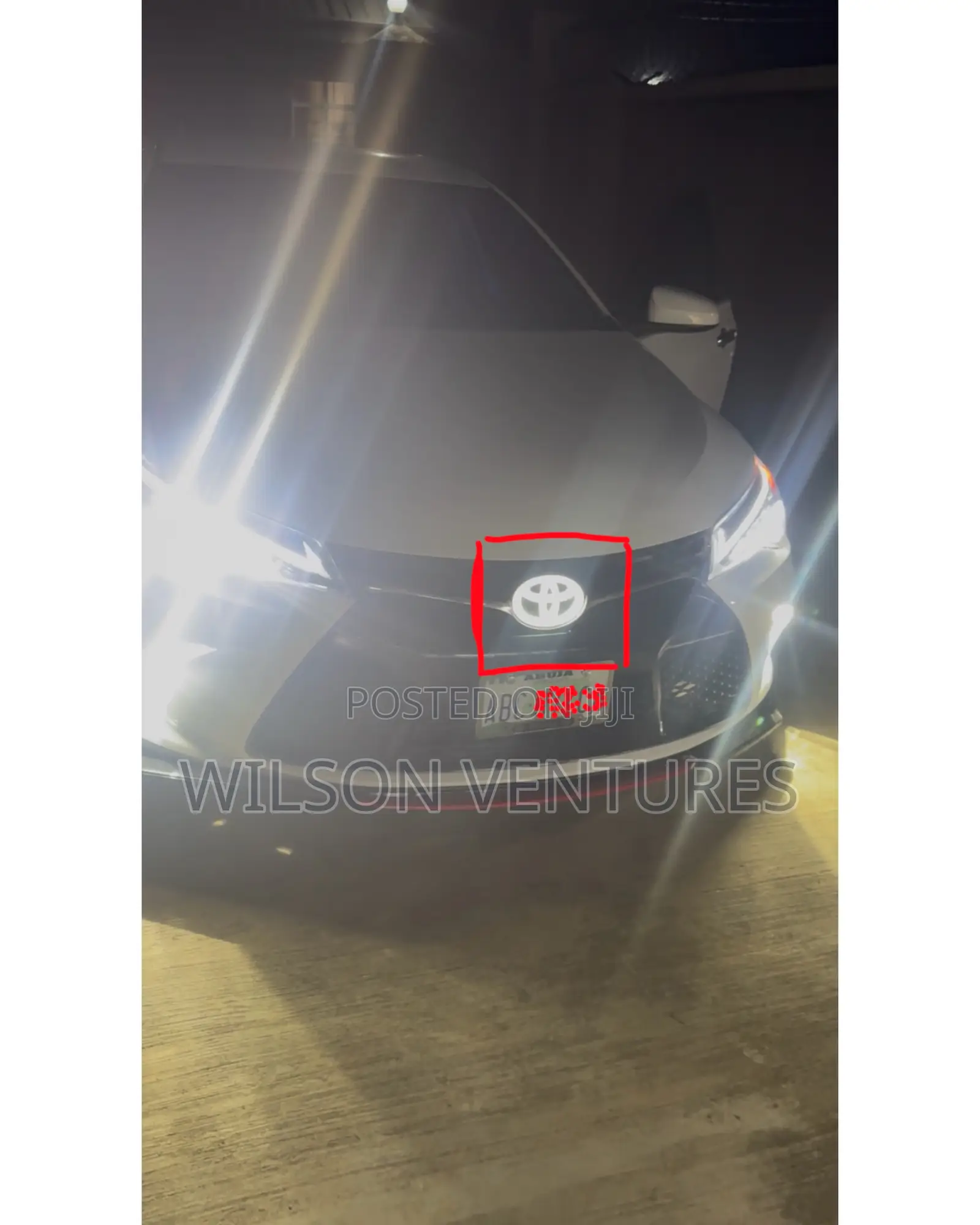 Toyota Fancy Front Grill Logo Light