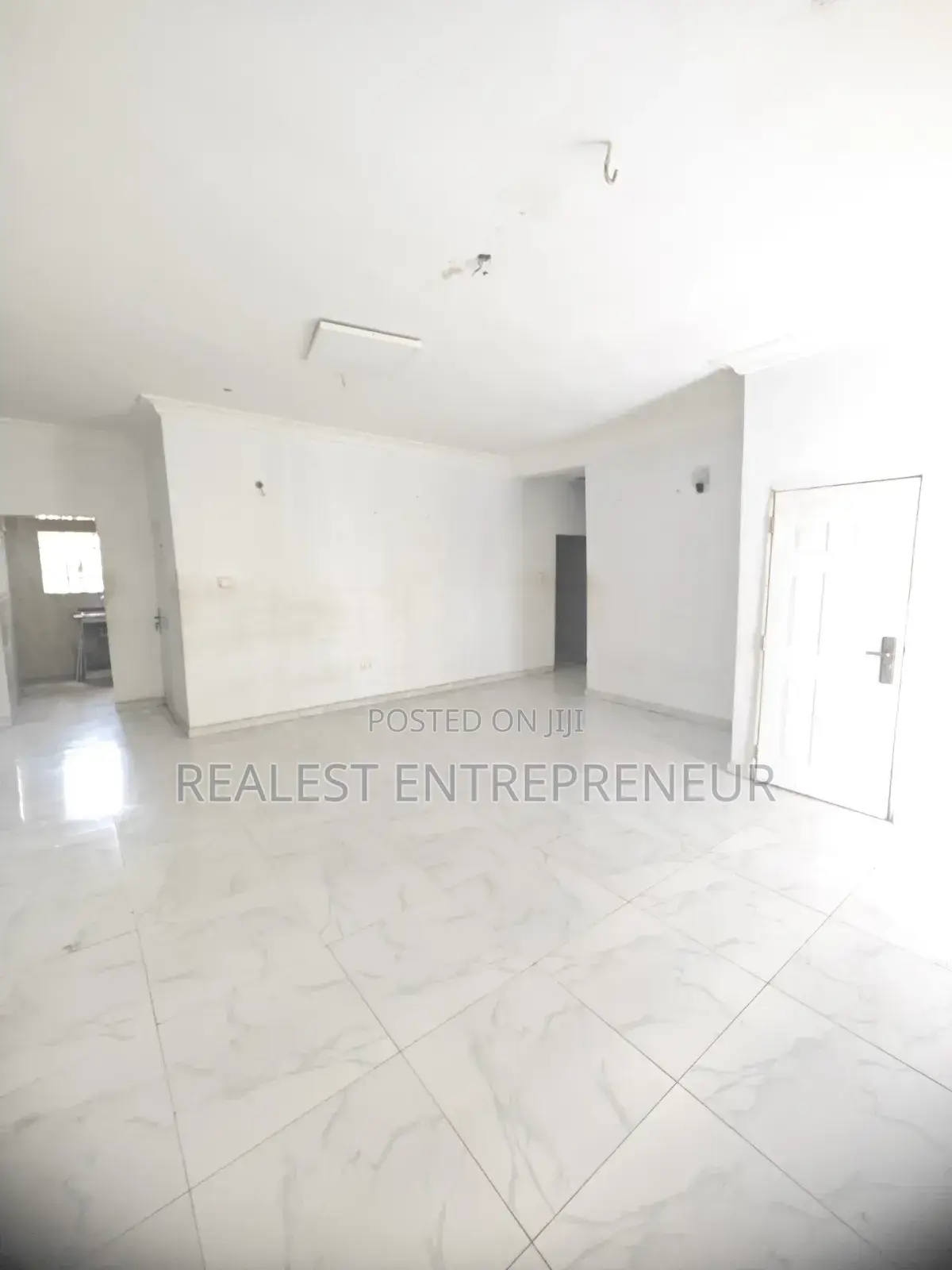 3bdrm Apartment in Marshy Hill Estate, Oke Ira / Ajah for rent