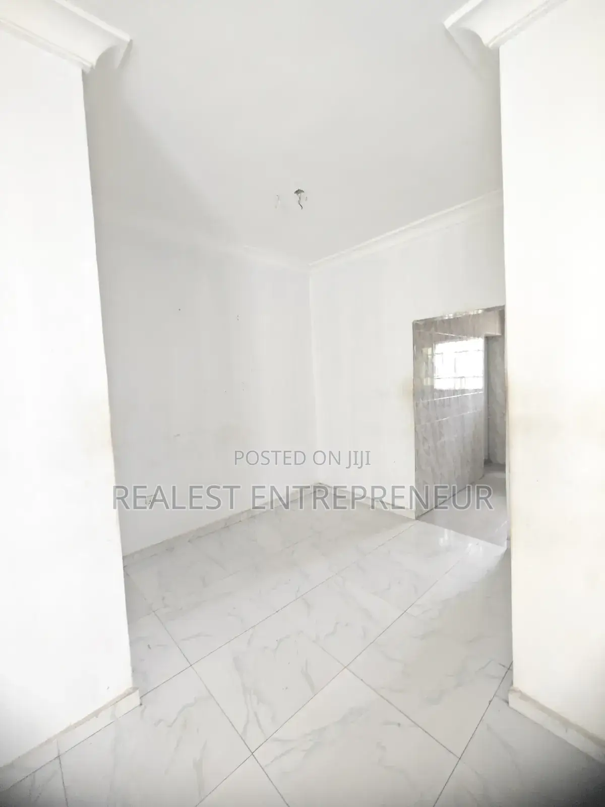 3bdrm Apartment in Marshy Hill Estate, Oke Ira / Ajah for rent