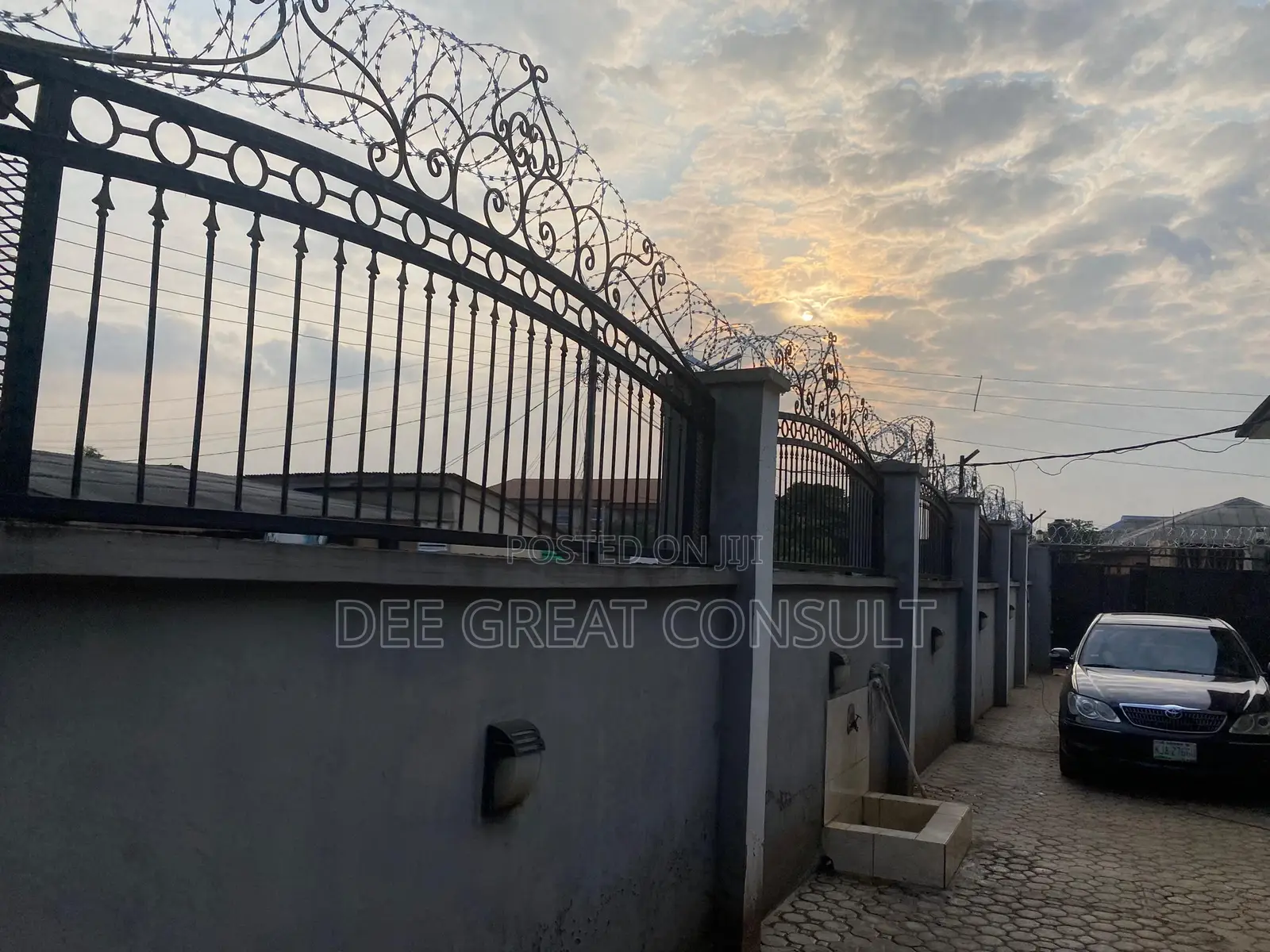 Concertina Wire, Razor Barb Wire Fencing