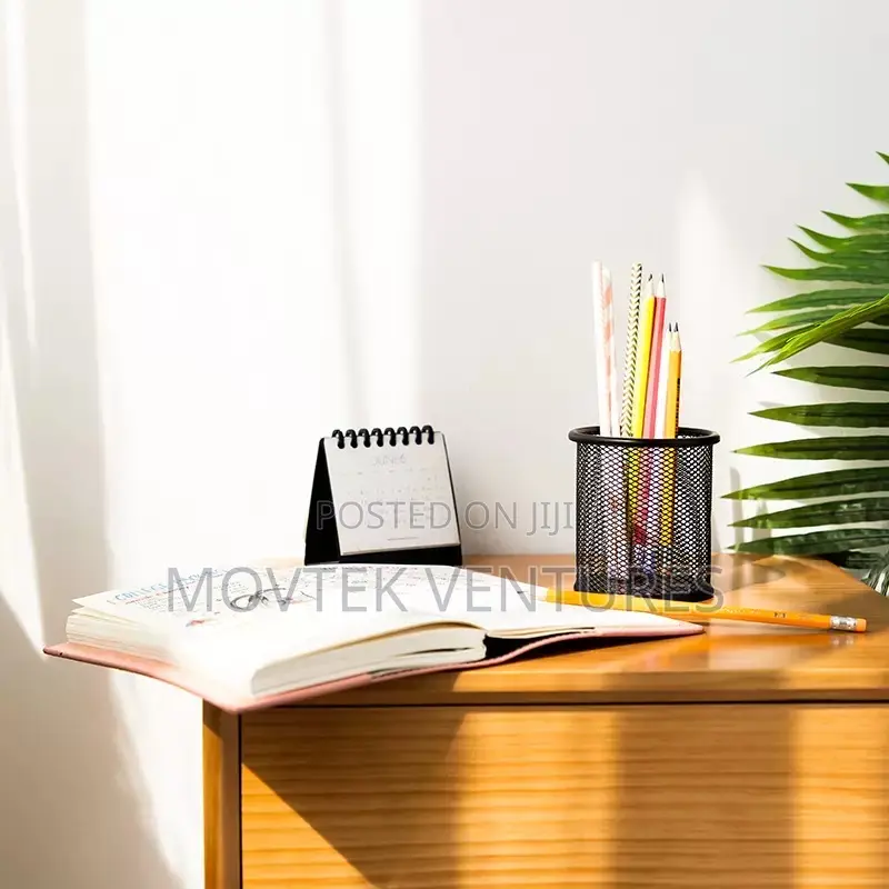 Pen Holder
