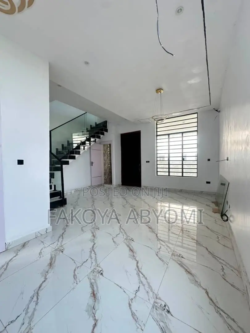3bdrm Duplex in Orchid, Lekki Phase 2 for sale