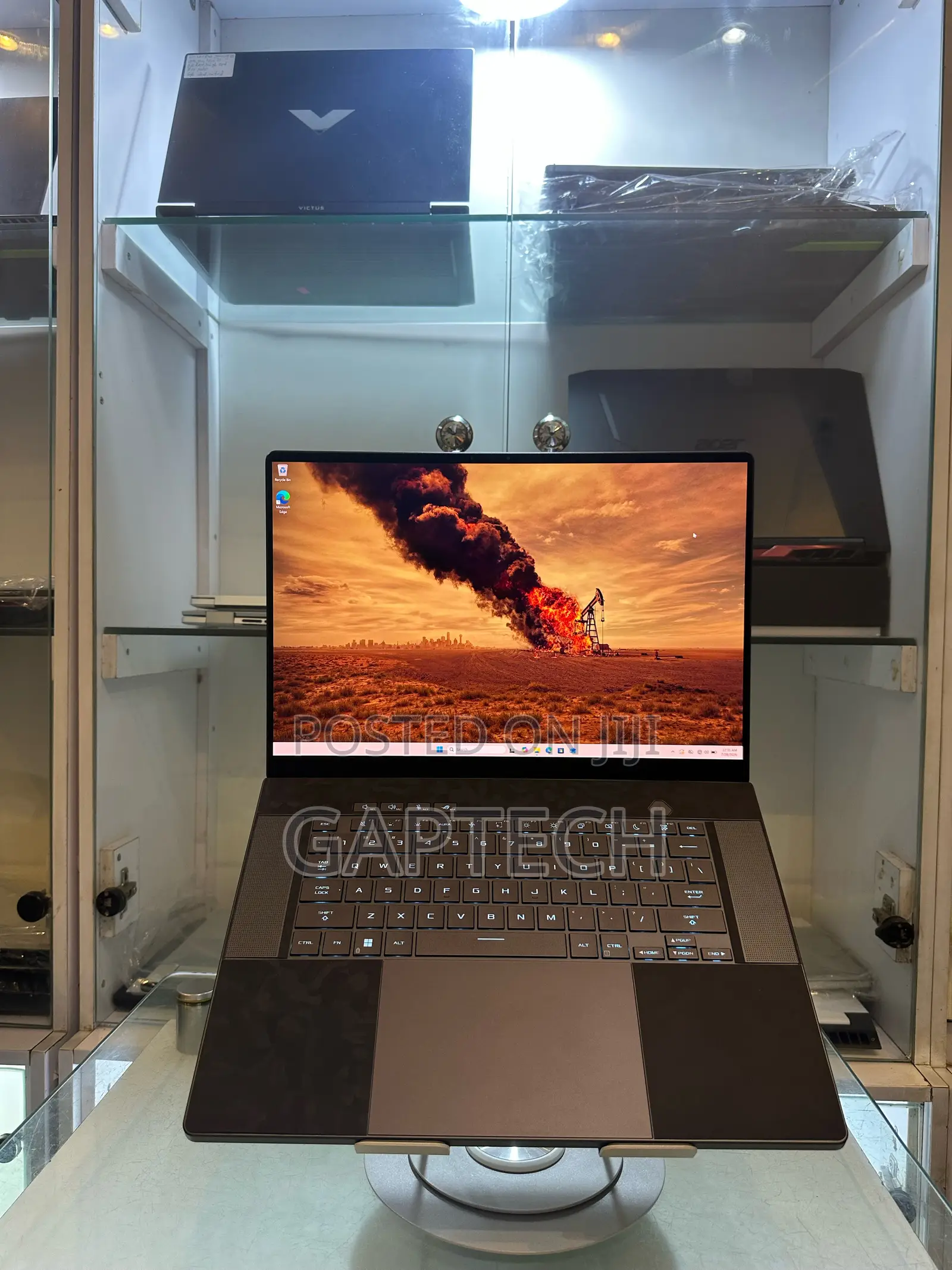Laptop Asus ROG Zephyrus G16 16GB Intel Core Ultra 9 SSD 2T