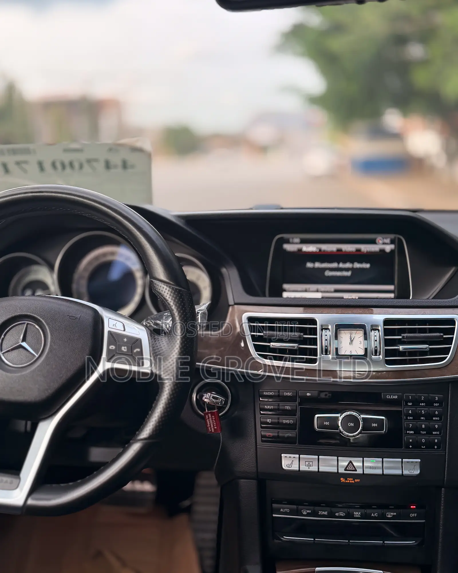 Mercedes-Benz E350 Base 4Matic Sedan AWD (3.5L 6cyl 7A) 2015 Silver