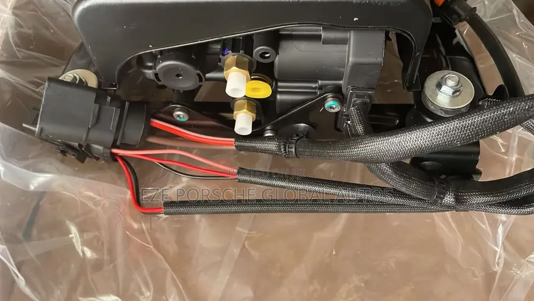 Balloon/Suspension Pump Porsche Panamera