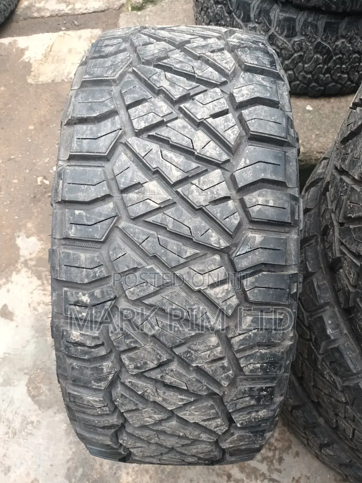 285/55r20lt Tyre 2026
