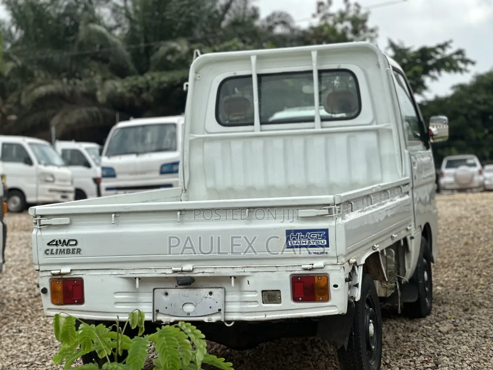 Daihatsu Hijet Mini Truck 2005 White