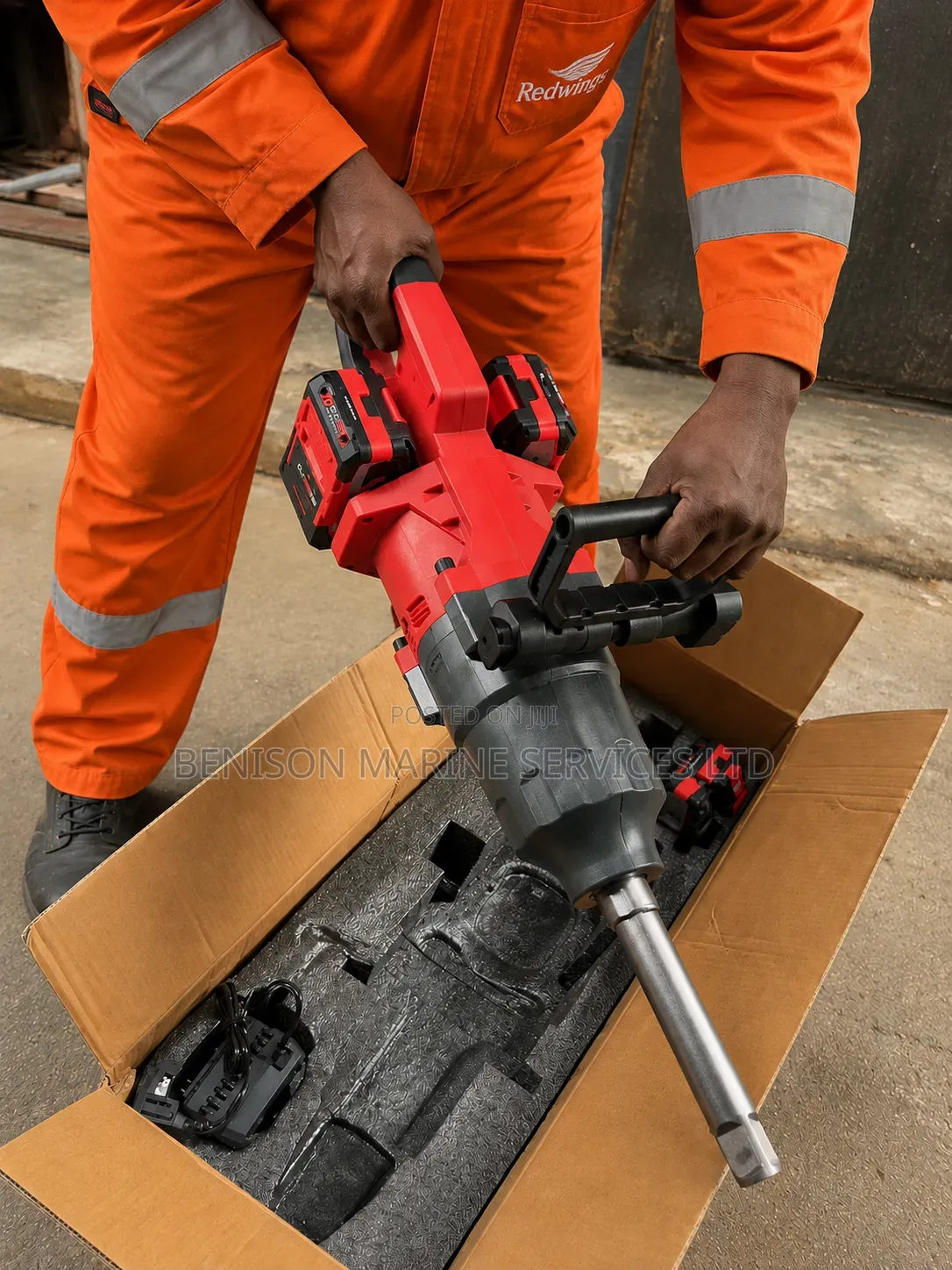 Milwaukee M18 1-Inch Cordless D-Handle Torque Impact Wrench