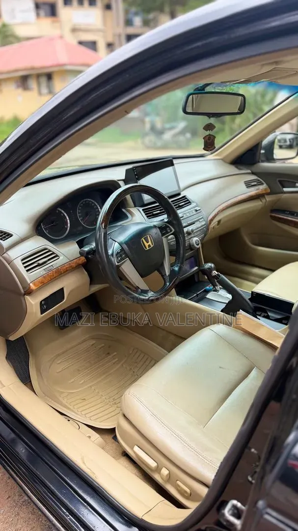 Honda Accord 2010