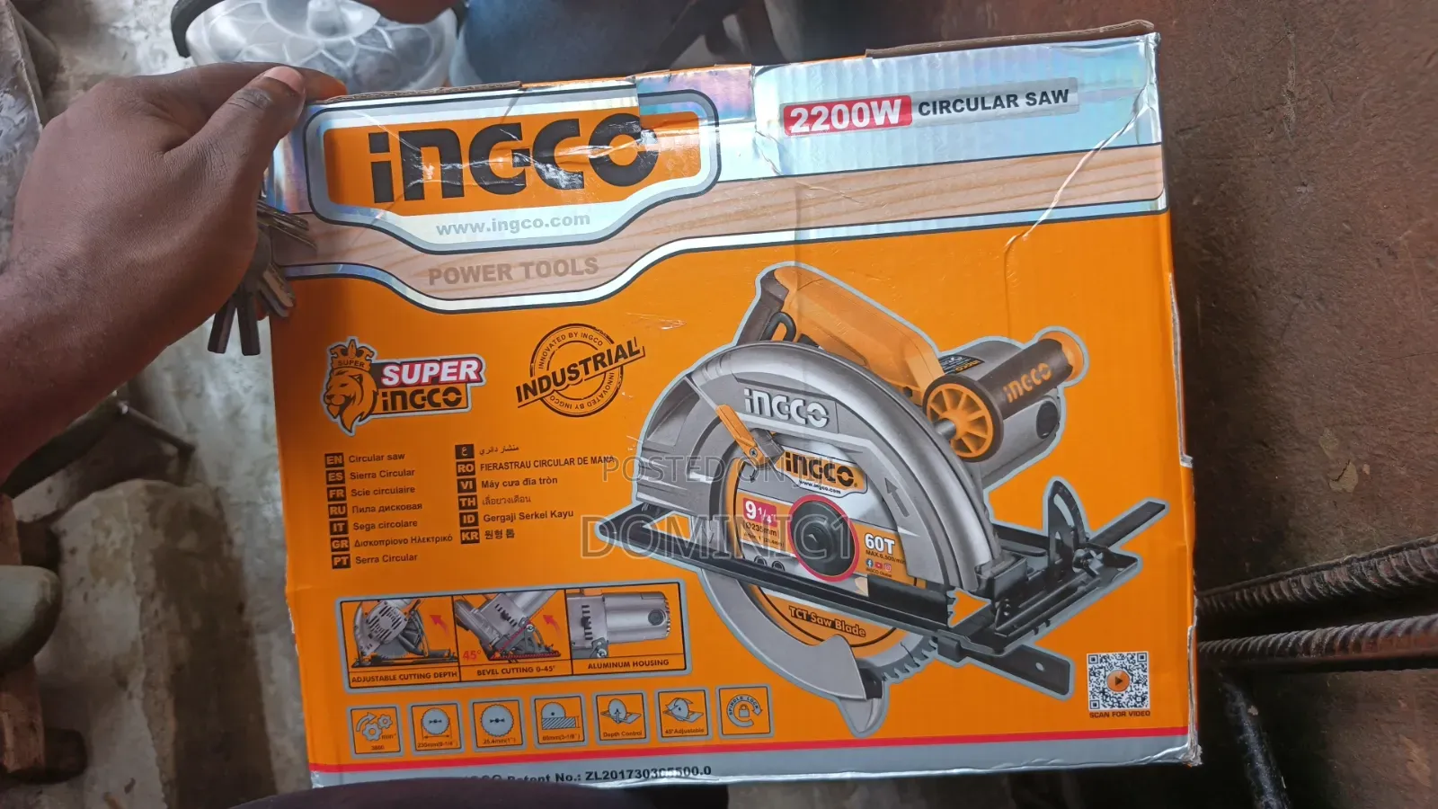 Ingco 2200W Circular Saw, Model CS2358,
