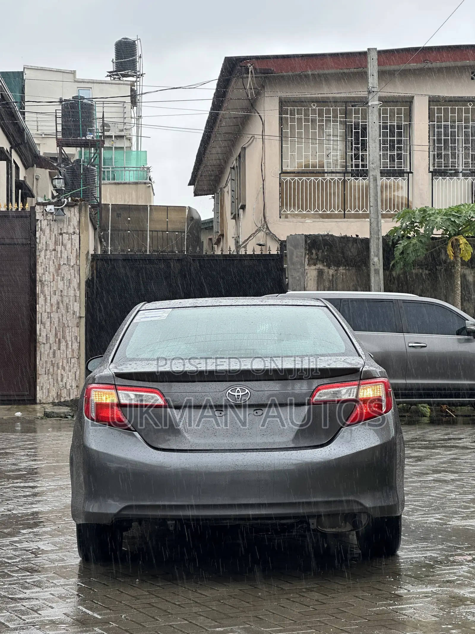 Toyota Camry SE 4dr Sedan (2.5L 4cyl 6A) 2014 Gray