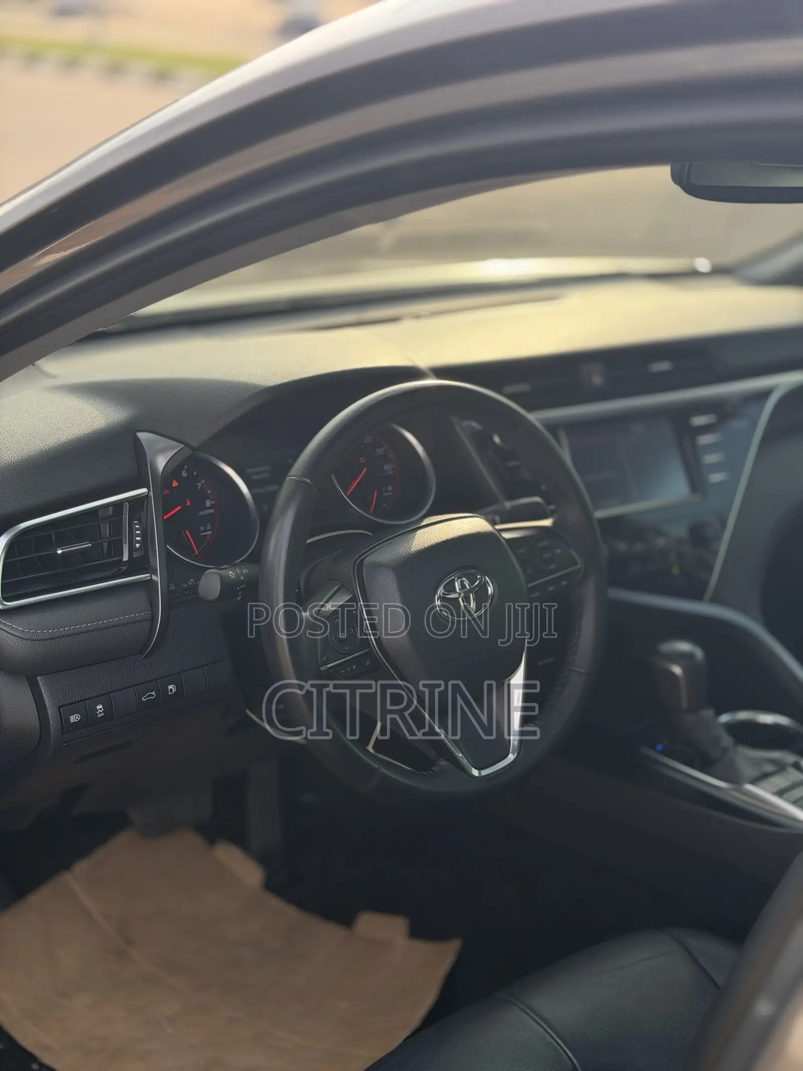 Toyota Camry XSE (2.5L 4cyl 8A) 2019 Gray