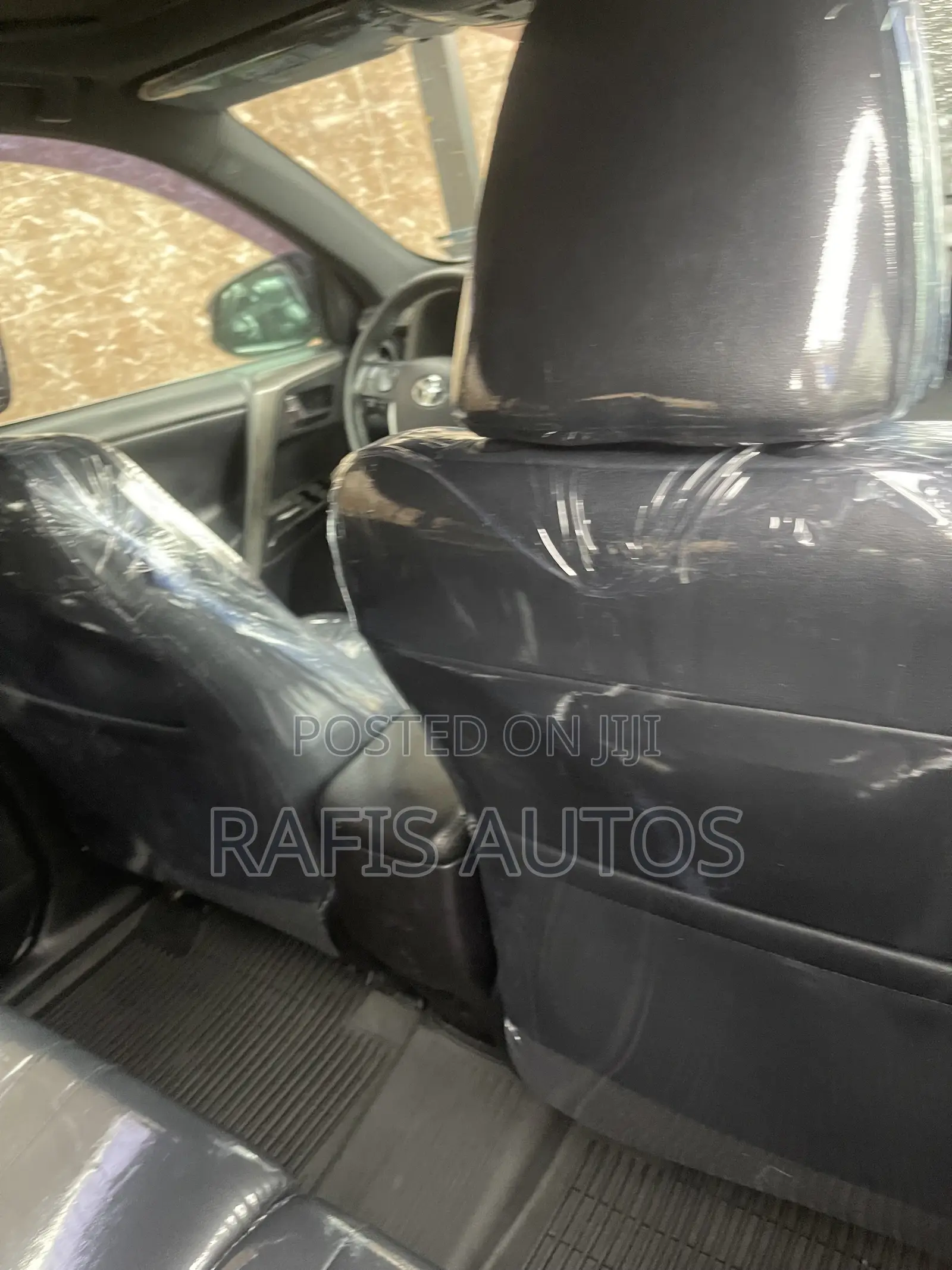 Toyota RAV4 SE FWD (2.5L 4cyl 6A) 2017 Purple