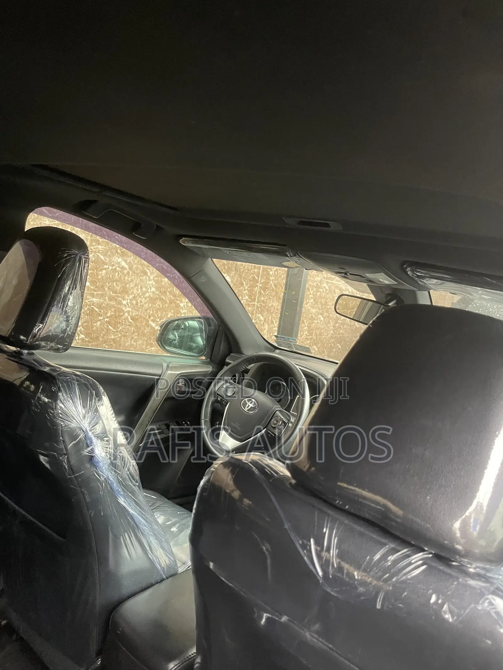 Toyota RAV4 SE FWD (2.5L 4cyl 6A) 2017 Purple
