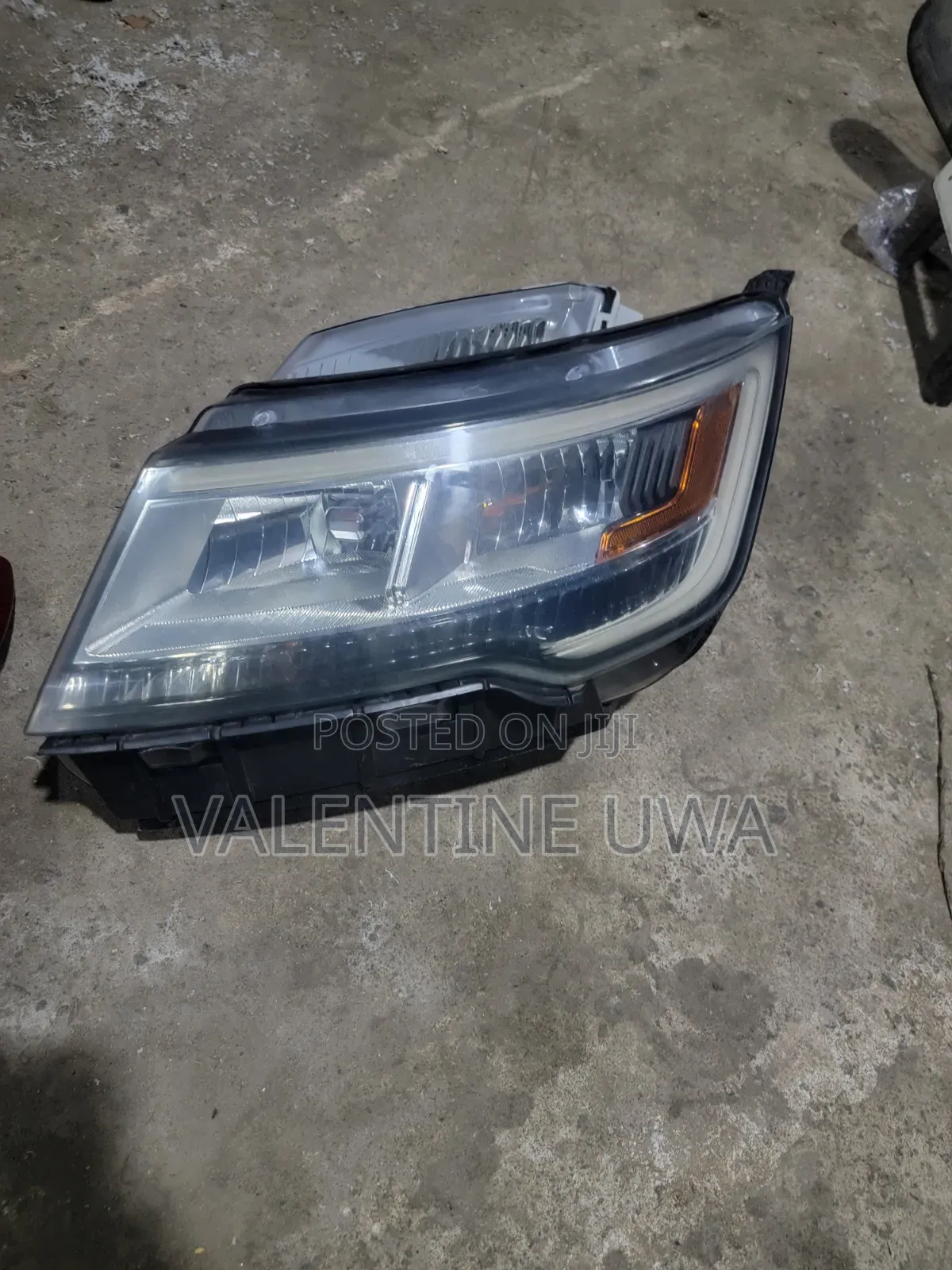 2017 Explorer Headlamp