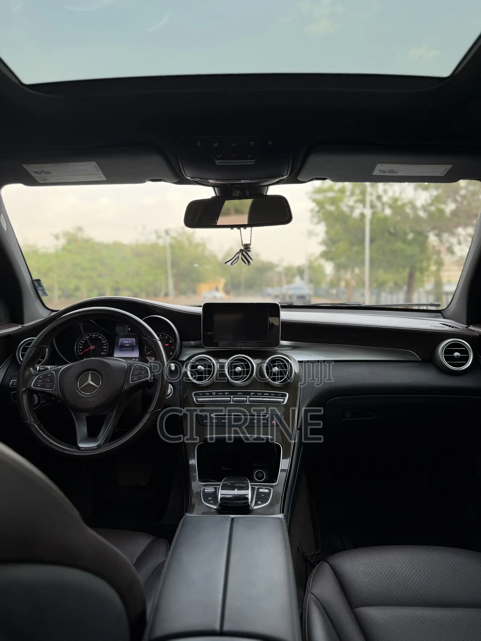 Mercedes-Benz GLC-Class 2017 White