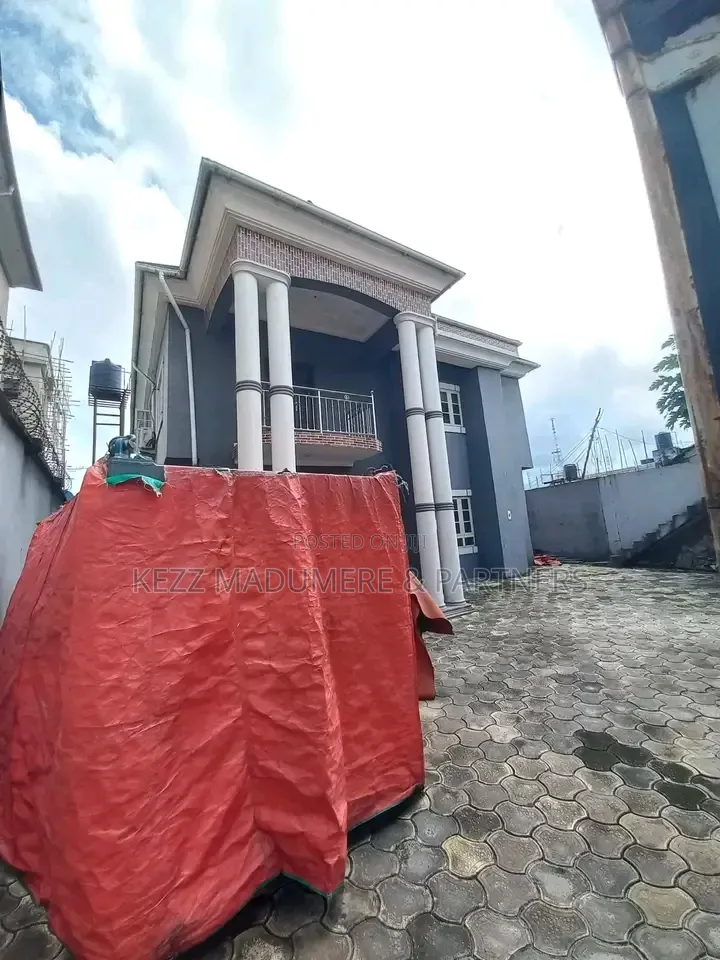 5bdrm Duplex in Off Peter Odili By, Port-Harcourt for sale