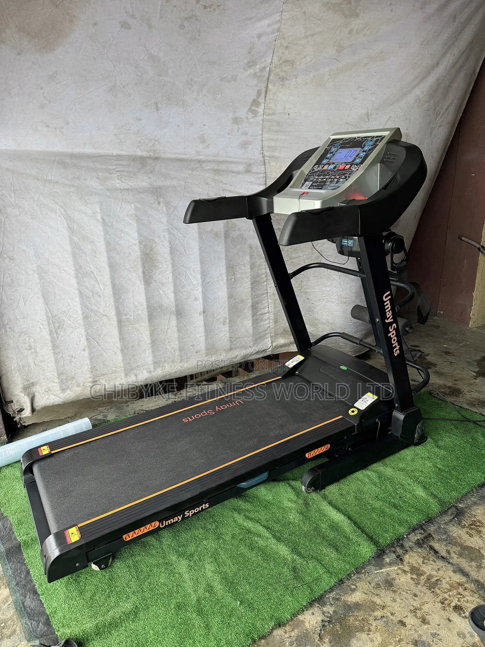 Umay 3hp Treadmill With Auto Incline