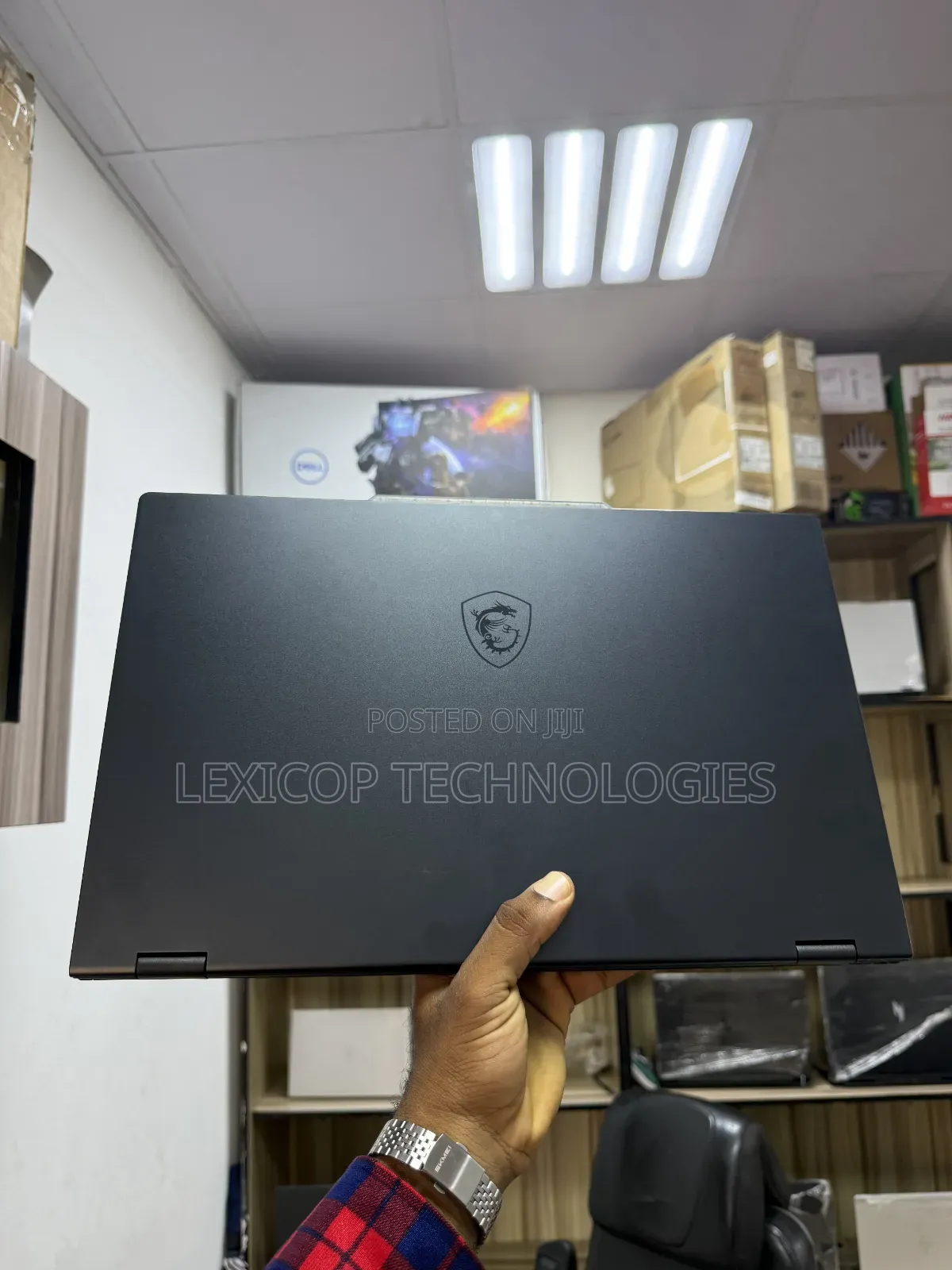 Laptop MSI Cyborg 15 16GB AMD Ryzen 7 SSD 1T