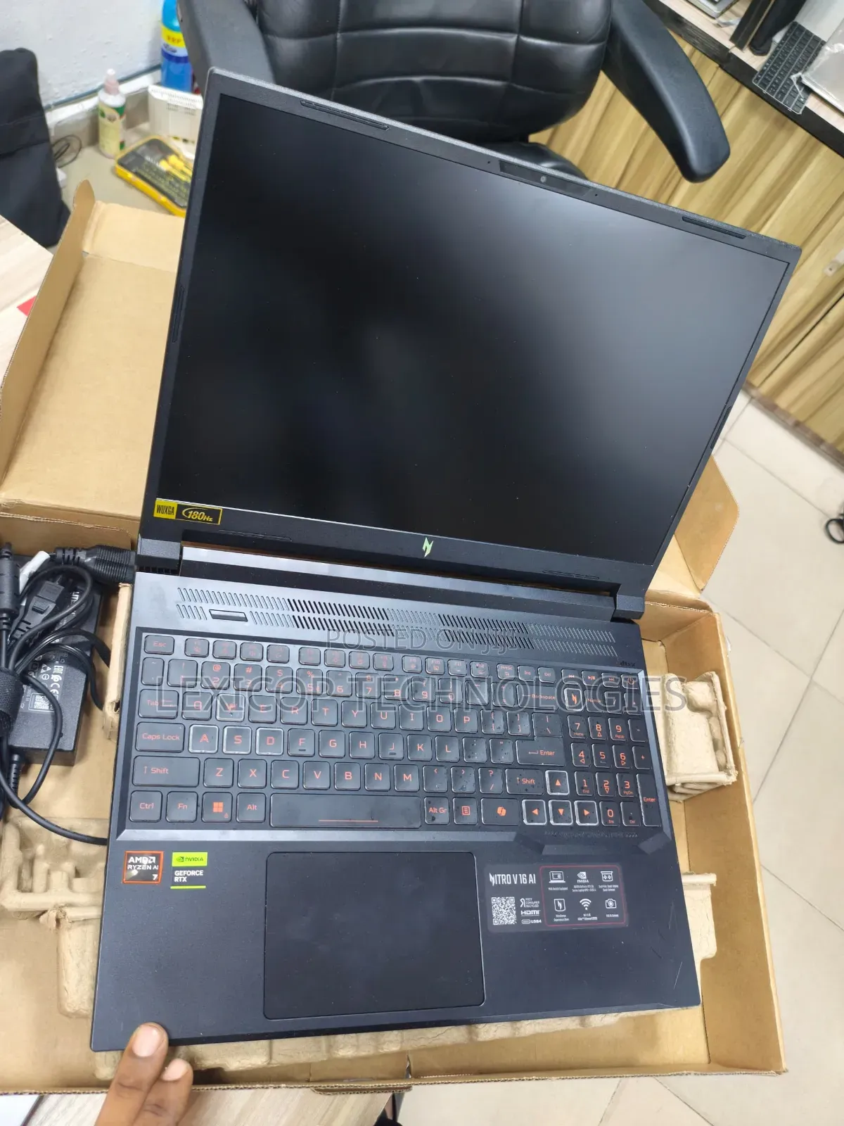 Laptop Acer Nitro 16 8GB AMD Ryzen 7 SSD 1T
