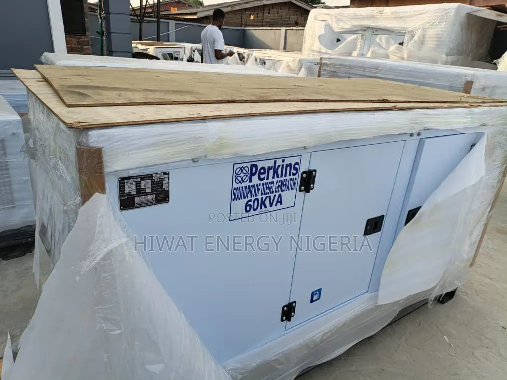 Powe on With Perkins 60kva Soundproof Diesel Generator