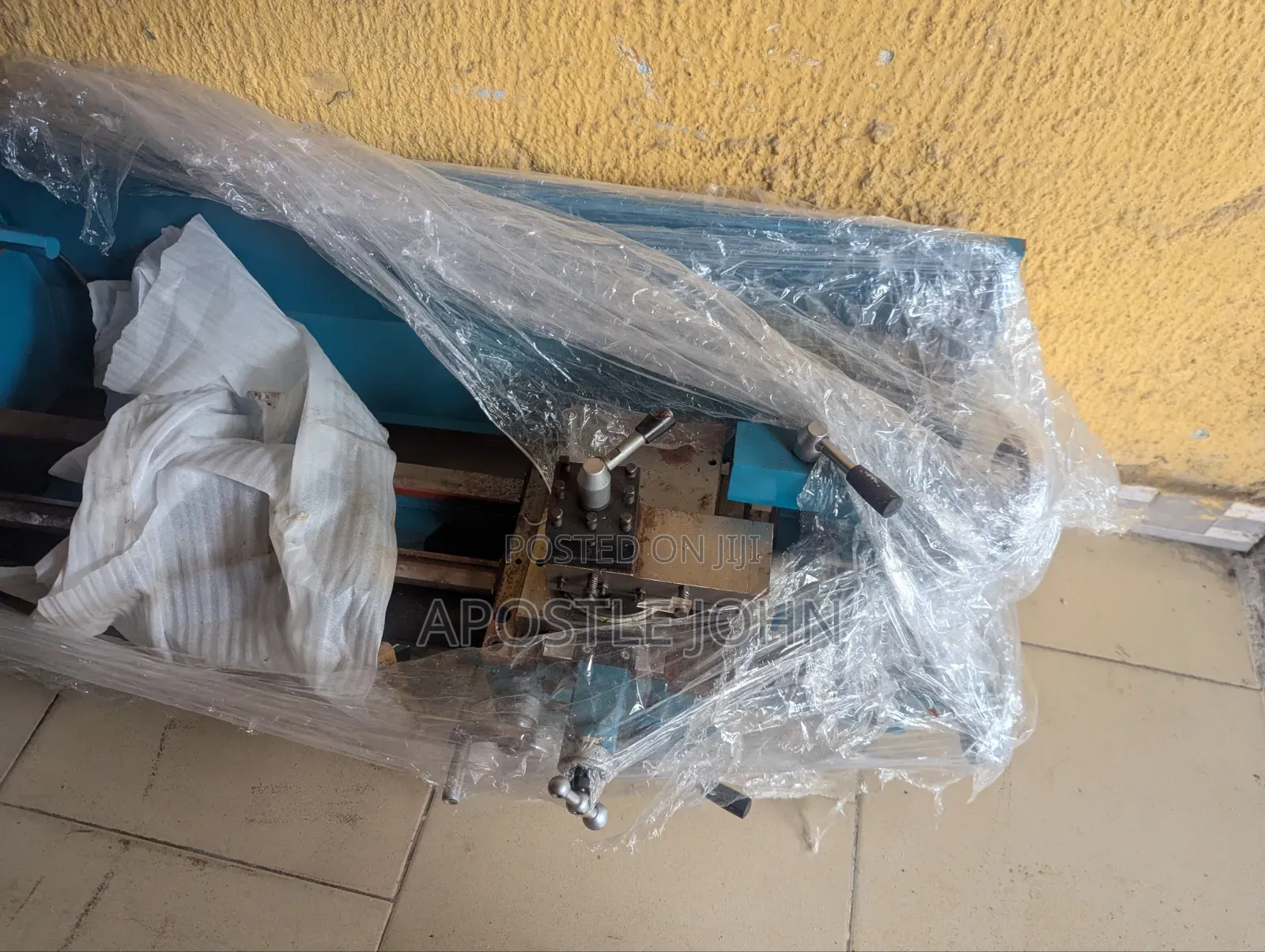 Bench Lathe Machine