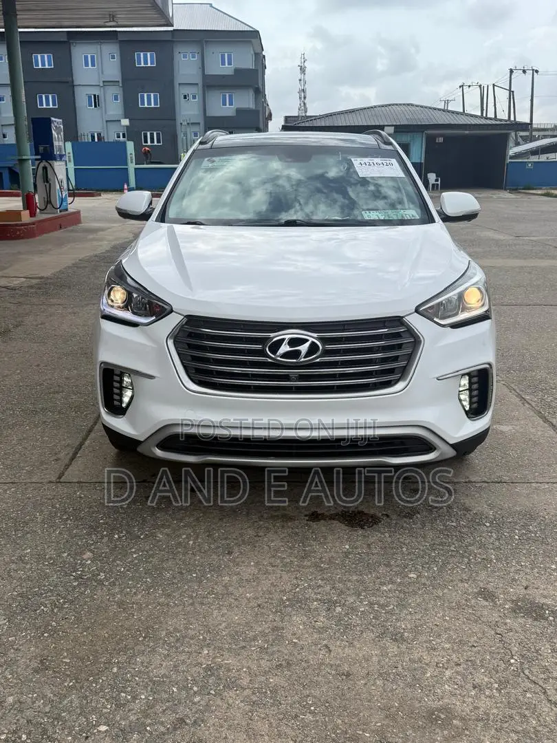 Hyundai Santa Fe Limited Ultimate AWD 2018 White