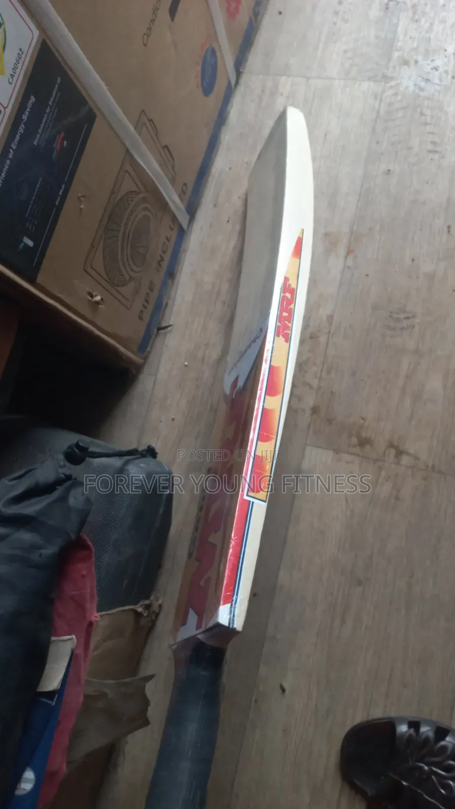 Cricketc Bat