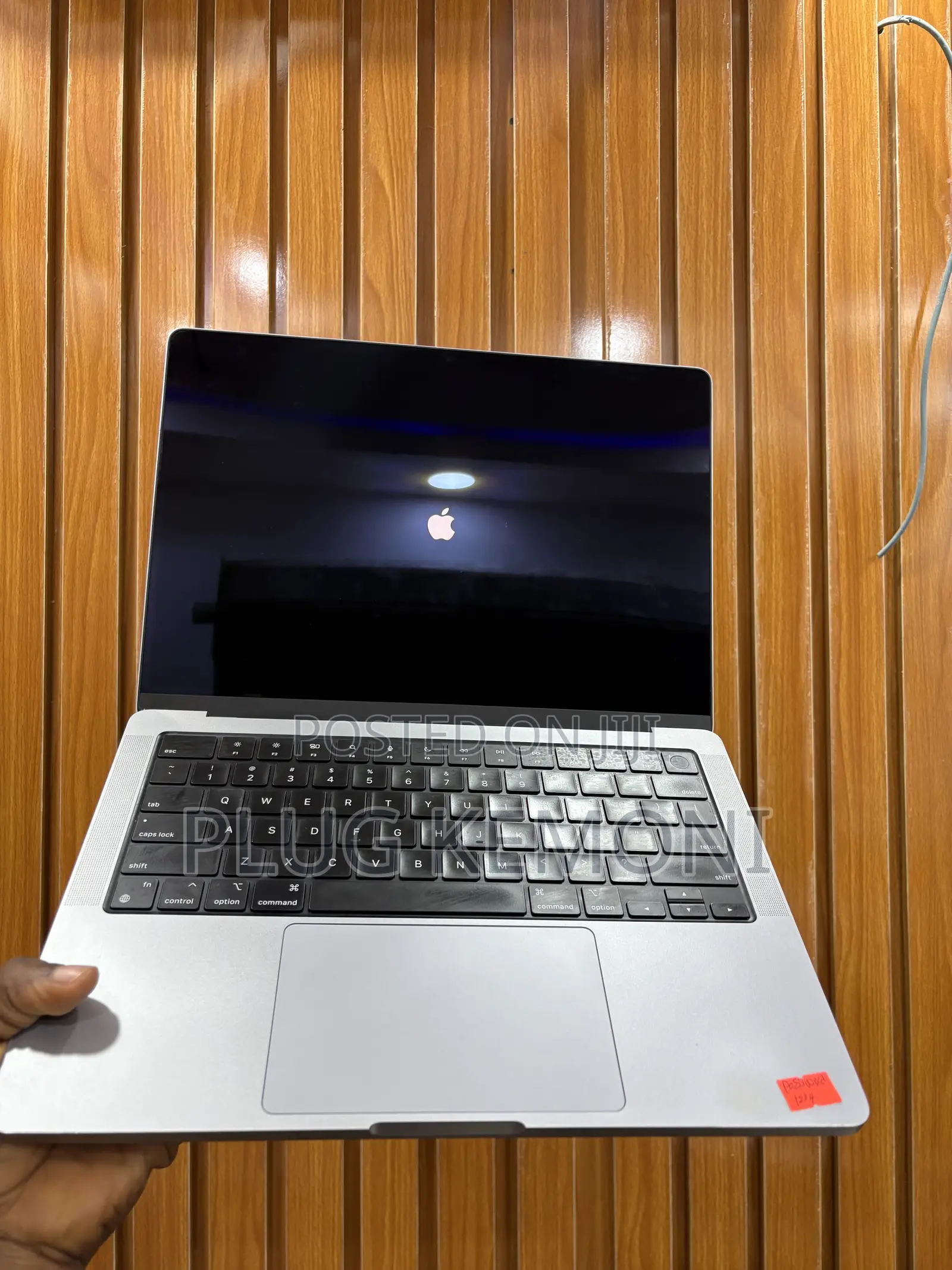Laptop Apple MacBook Pro 2021 M1 16GB Apple M1 Pro SSD 1T