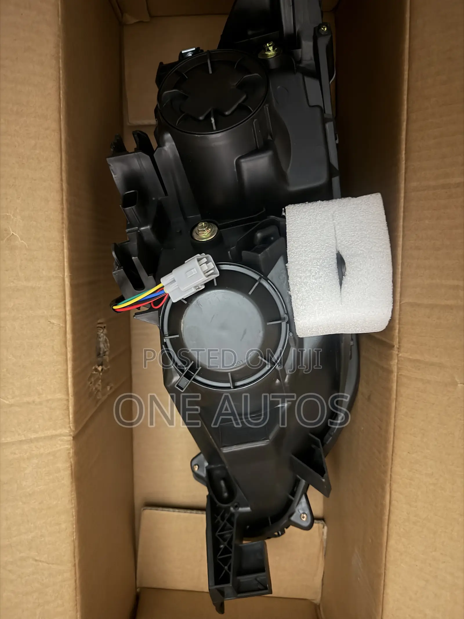 Mitsubishi L200 Headlamp
