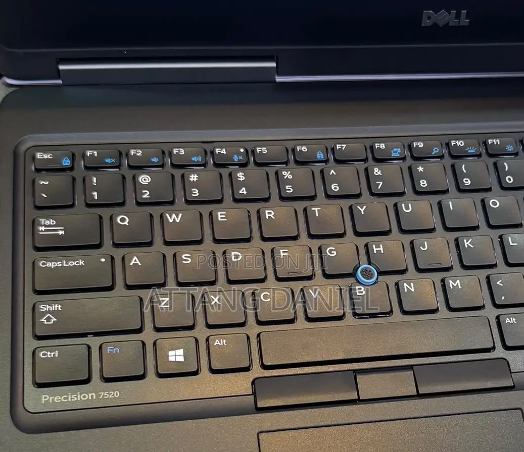 Laptop Dell Precision 7520 16GB Intel Core i5 SSD 512GB