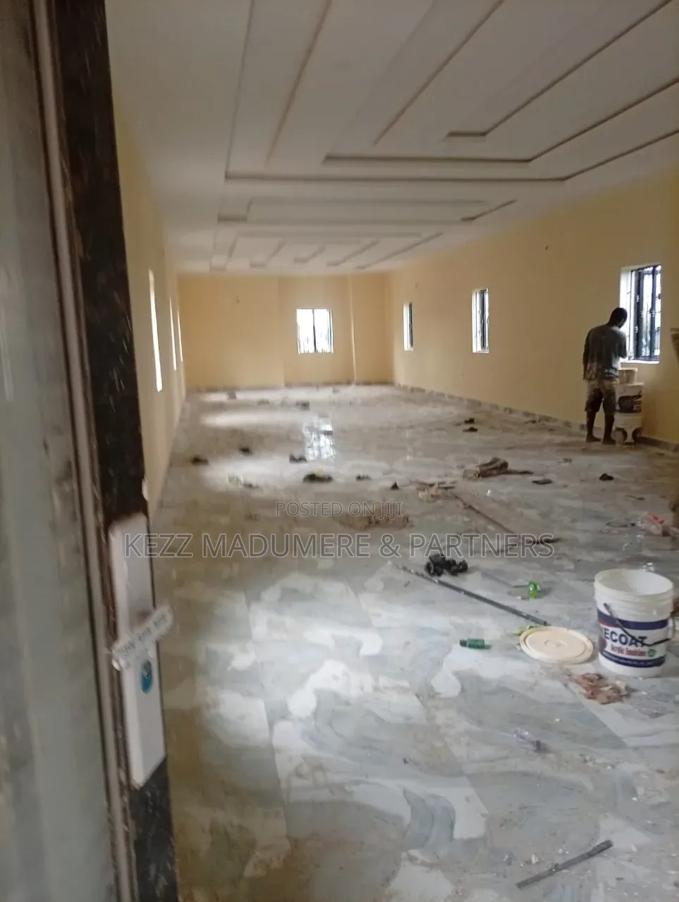 To Let : A Medium Size Hall Upstairs, Sars Road, Ph