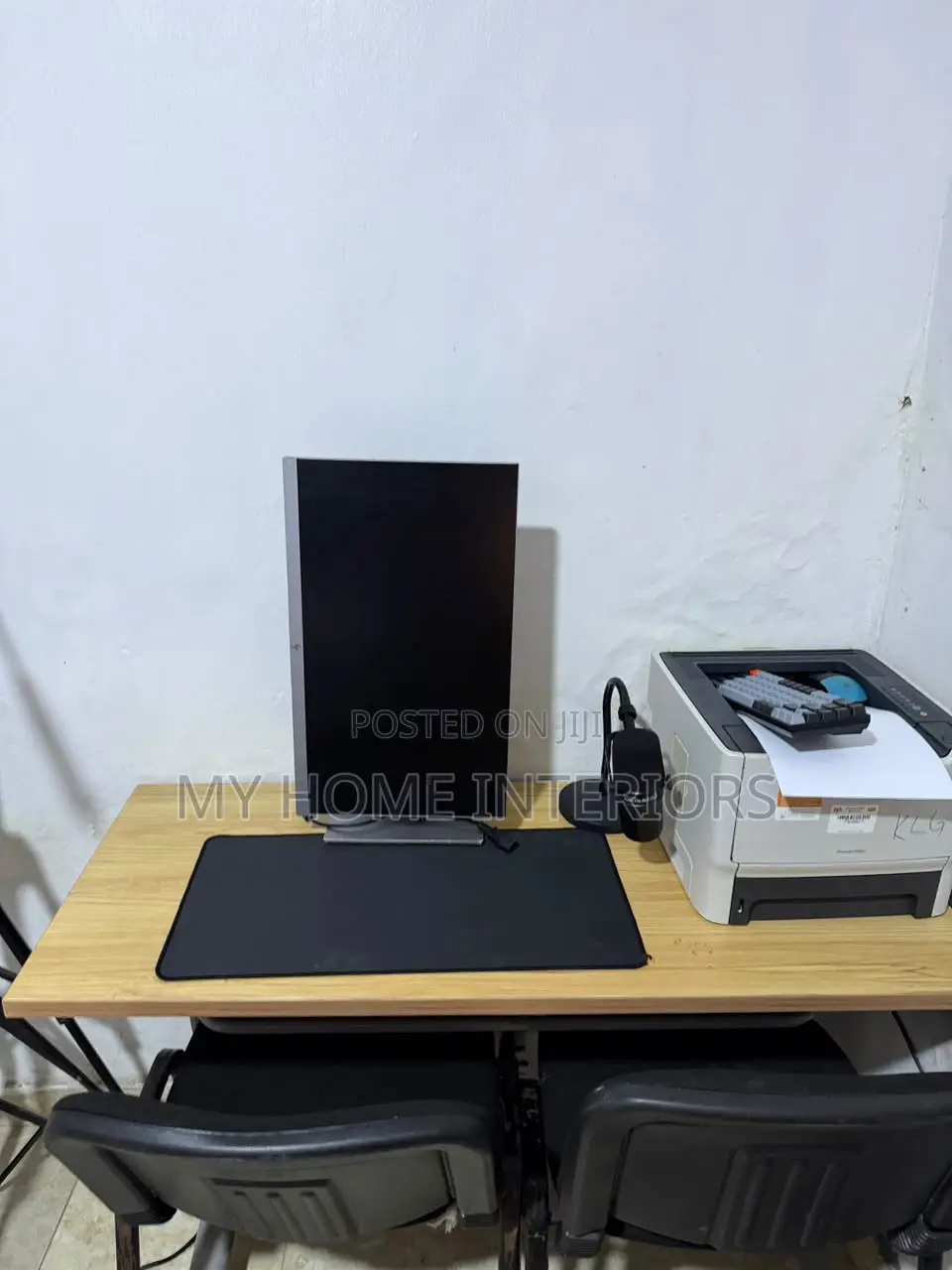 HP 24 Inches Frameless Monitor