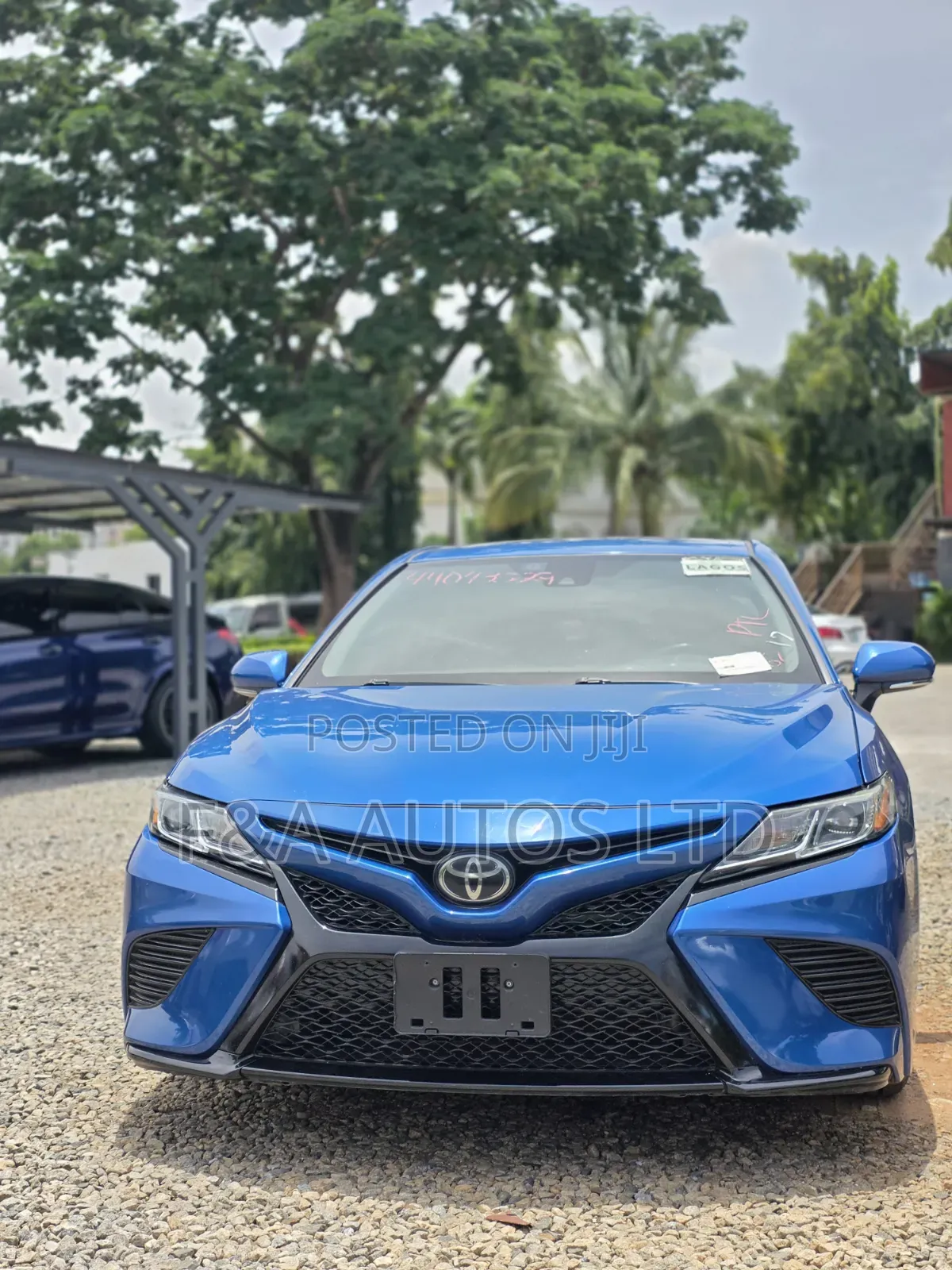 Toyota Camry 2019 Blue