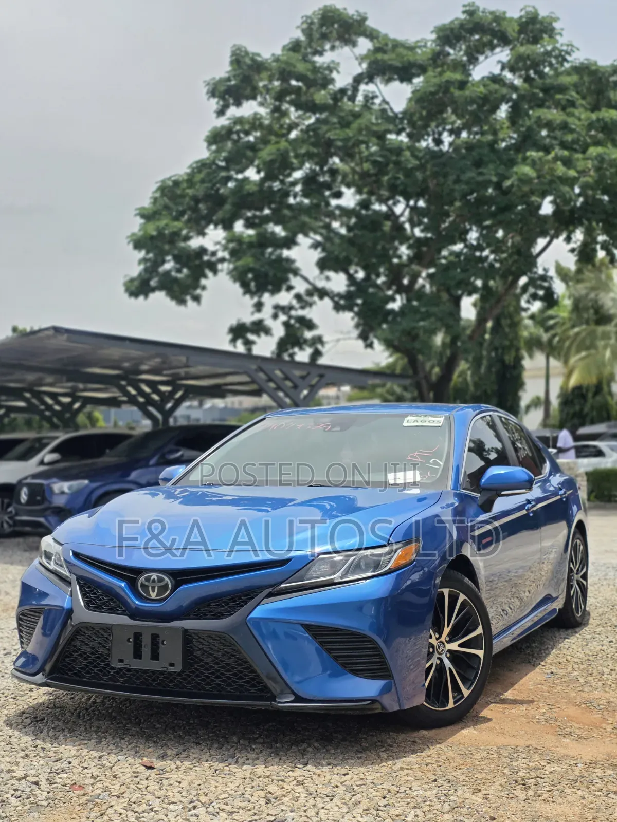 Toyota Camry 2019 Blue