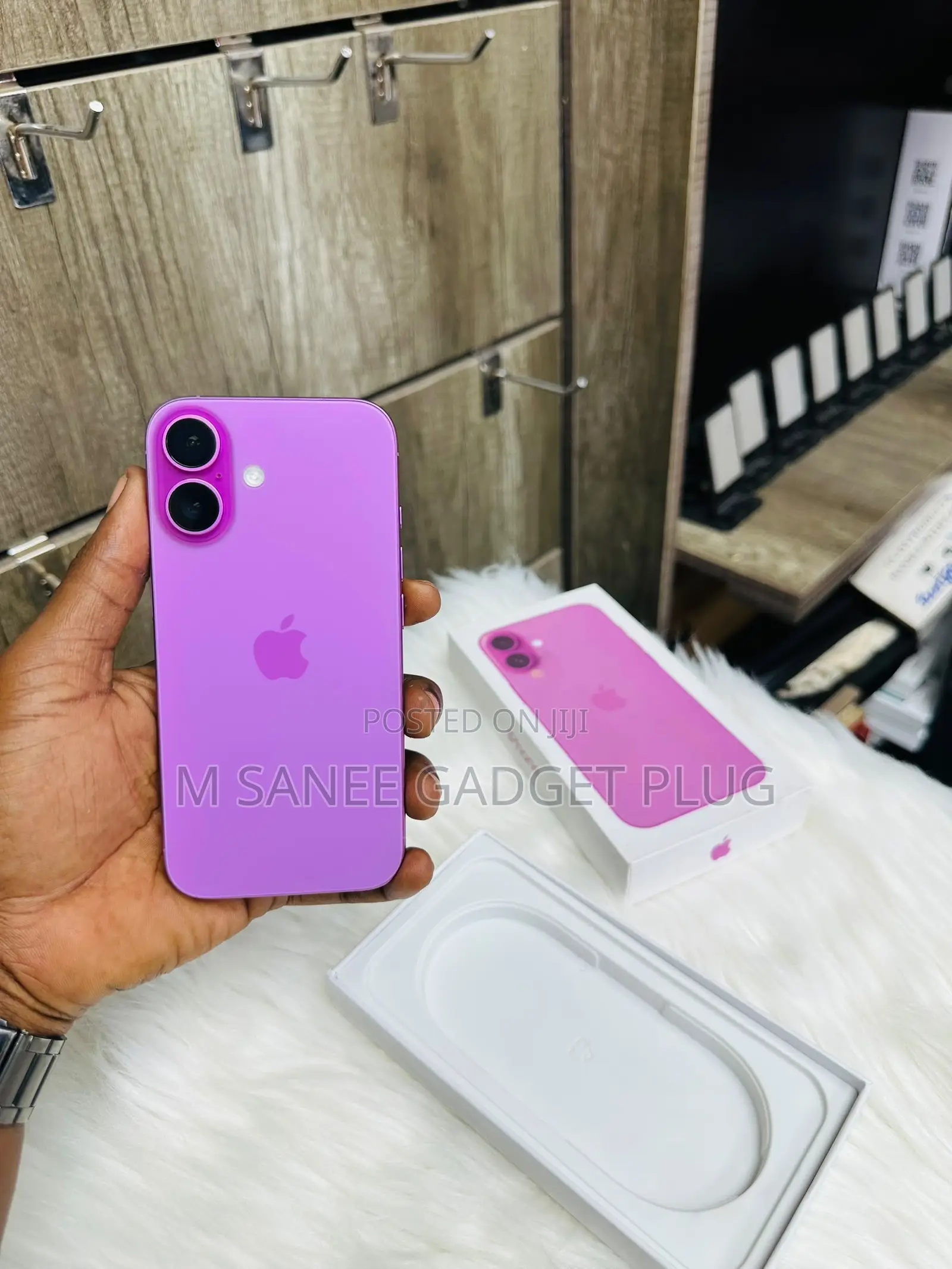 Apple iPhone 16 128 GB Purple