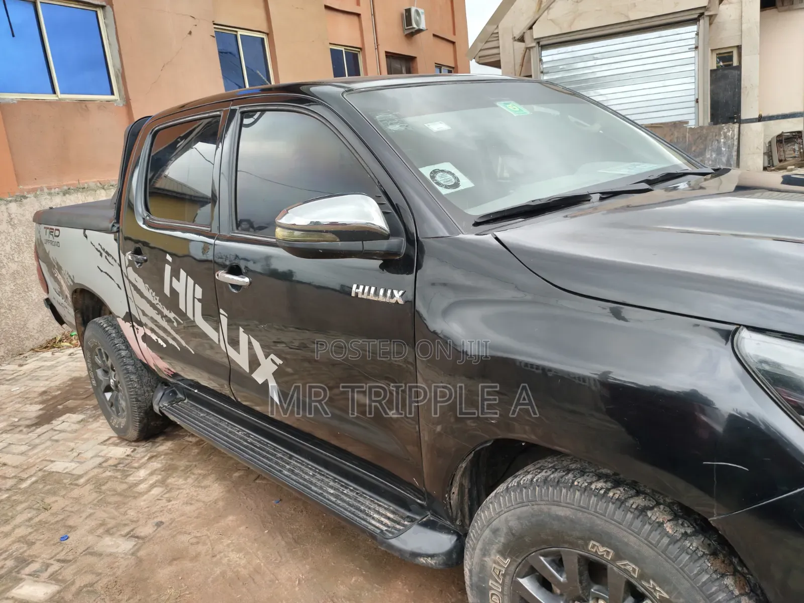 Toyota Hilux 2012 Black
